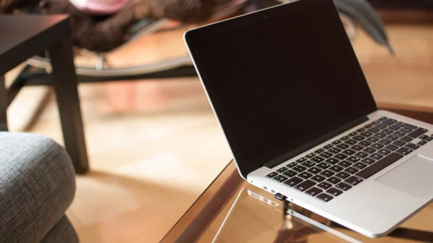 laptop met glasvezel